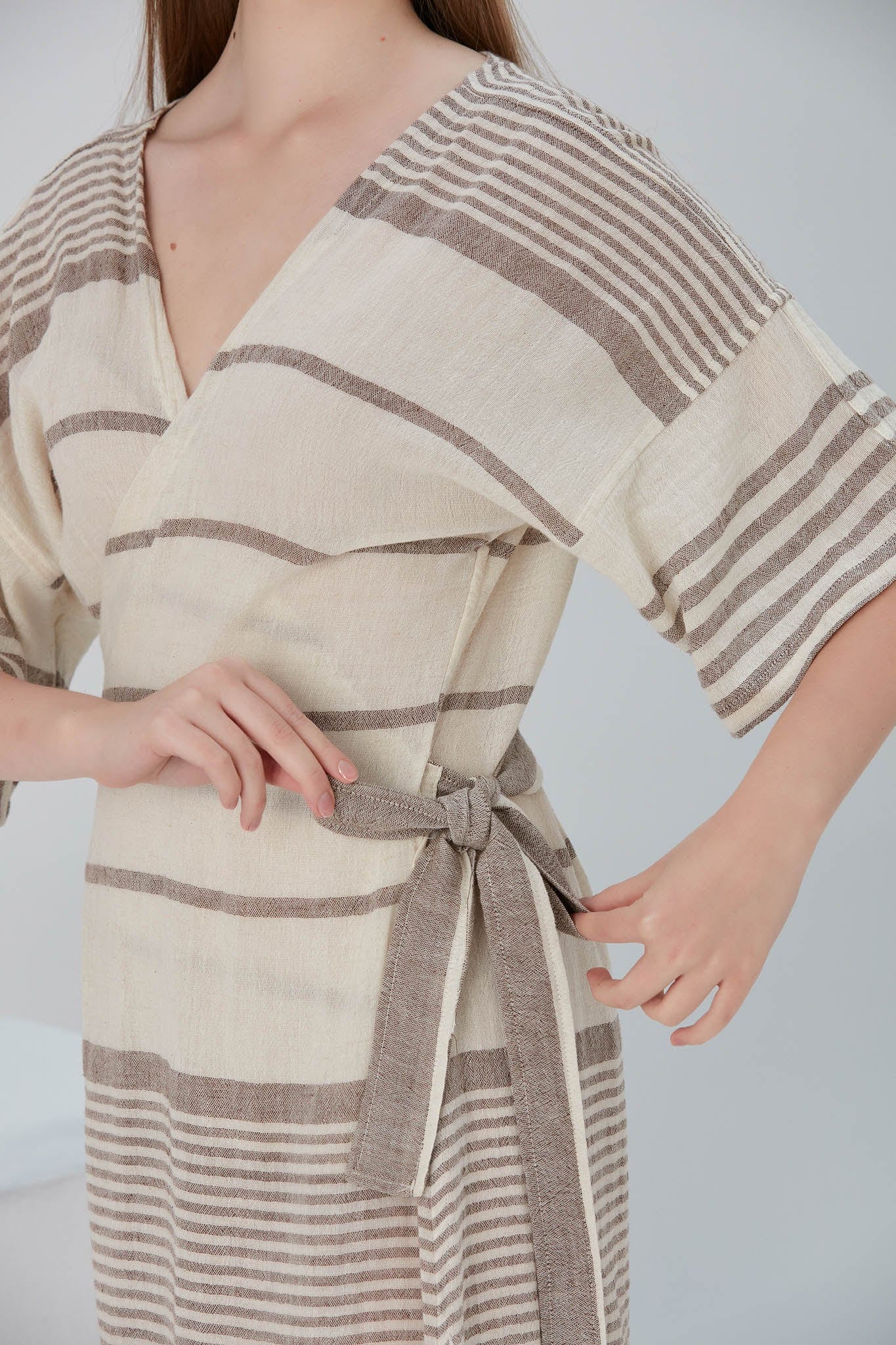 Begonville Elbise Nala Ketenli Kruvaze Uzun Elbise - Clara Bej