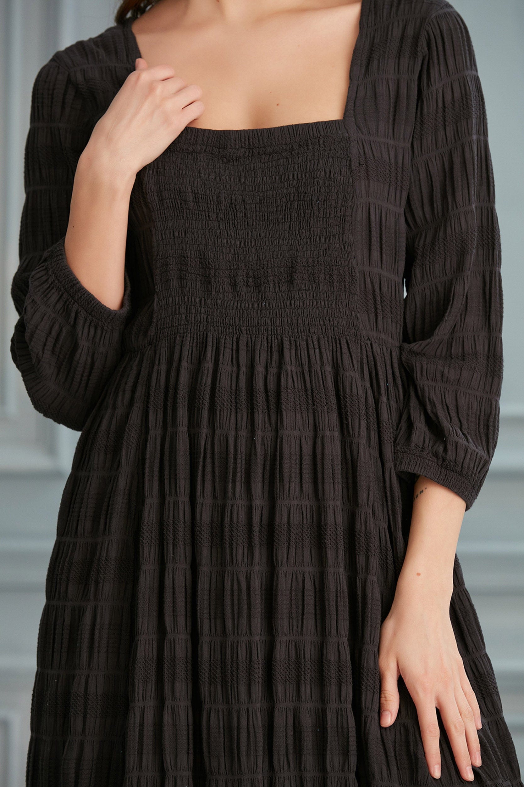 Begonville Elbise Suki Kare Yakalı Midi Elbise - Siyah